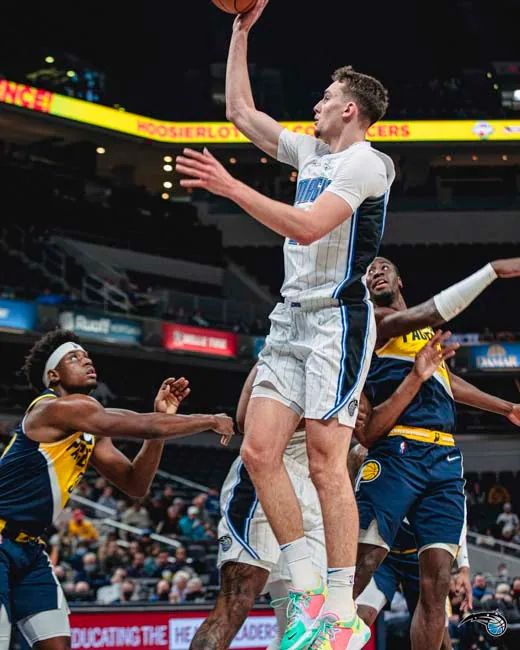 十分抢眼 十分抢眼