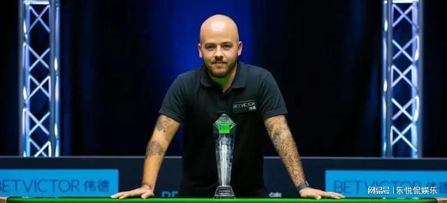 中的一个核 中的一个核